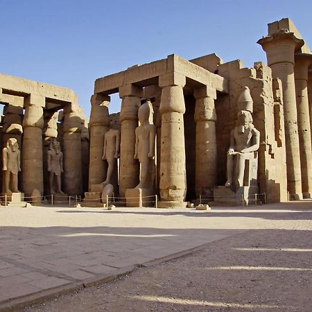 Luxor Luxury Nile Cruises - From Luxor 04 Nights - From Aswan 03 Nights Hotel ภายนอก รูปภาพ