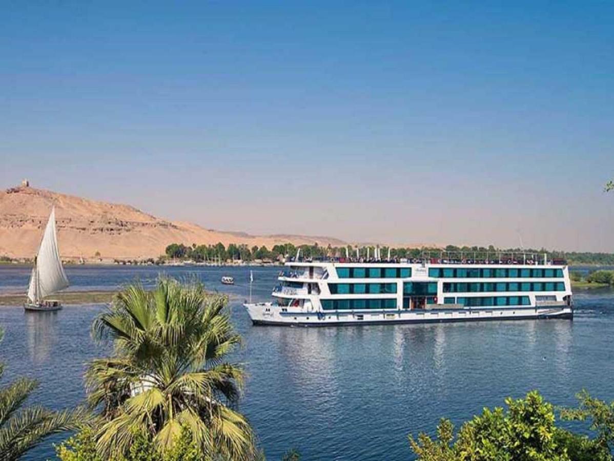Luxor Luxury Nile Cruises - From Luxor 04 Nights - From Aswan 03 Nights Hotel ภายนอก รูปภาพ
