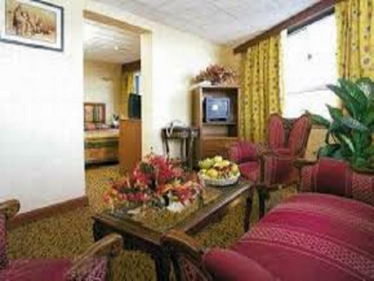 Luxor Luxury Nile Cruises - From Luxor 04 Nights - From Aswan 03 Nights Hotel ภายนอก รูปภาพ
