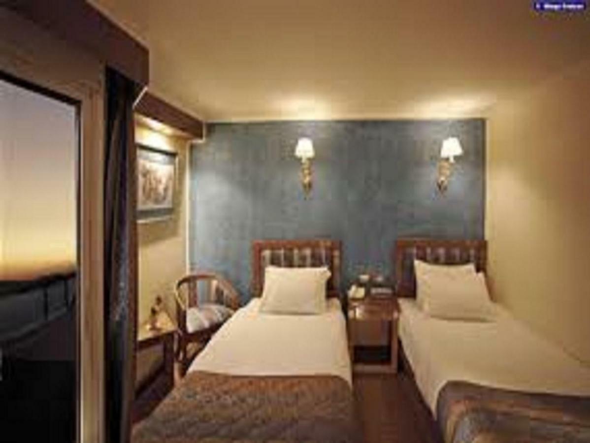 Luxor Luxury Nile Cruises - From Luxor 04 Nights - From Aswan 03 Nights Hotel ภายนอก รูปภาพ