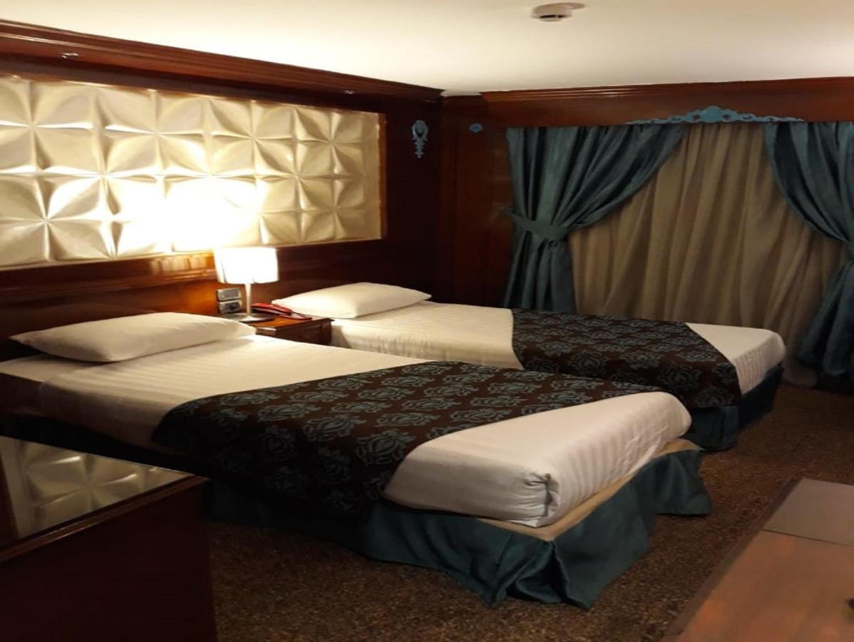 Luxor Luxury Nile Cruises - From Luxor 04 Nights - From Aswan 03 Nights Hotel ภายนอก รูปภาพ
