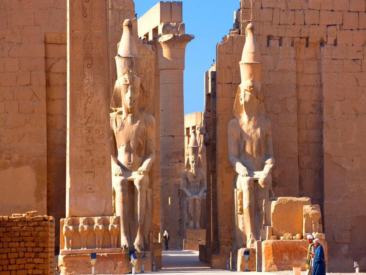 Luxor Luxury Nile Cruises - From Luxor 04 Nights - From Aswan 03 Nights Hotel ภายนอก รูปภาพ