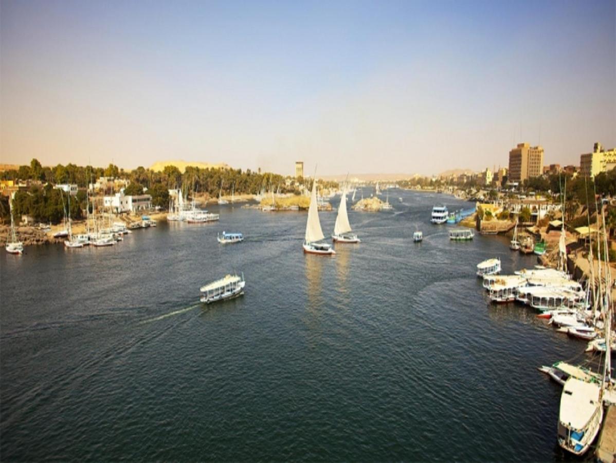 Luxor Luxury Nile Cruises - From Luxor 04 Nights - From Aswan 03 Nights Hotel ภายนอก รูปภาพ