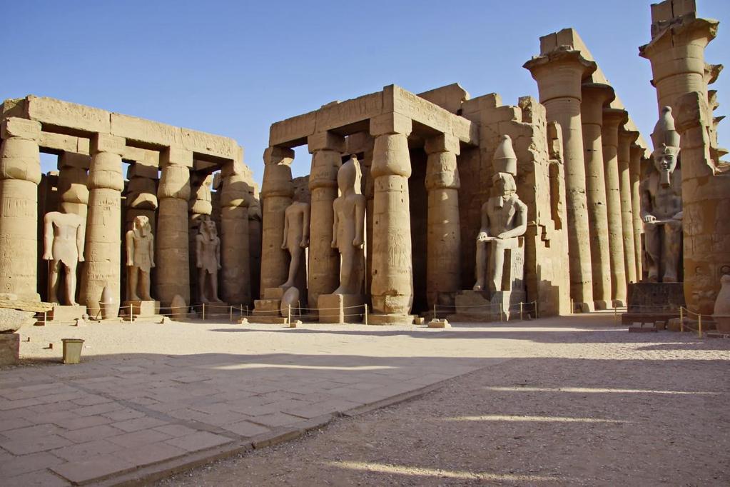 Luxor Luxury Nile Cruises - From Luxor 04 Nights - From Aswan 03 Nights Hotel ภายนอก รูปภาพ