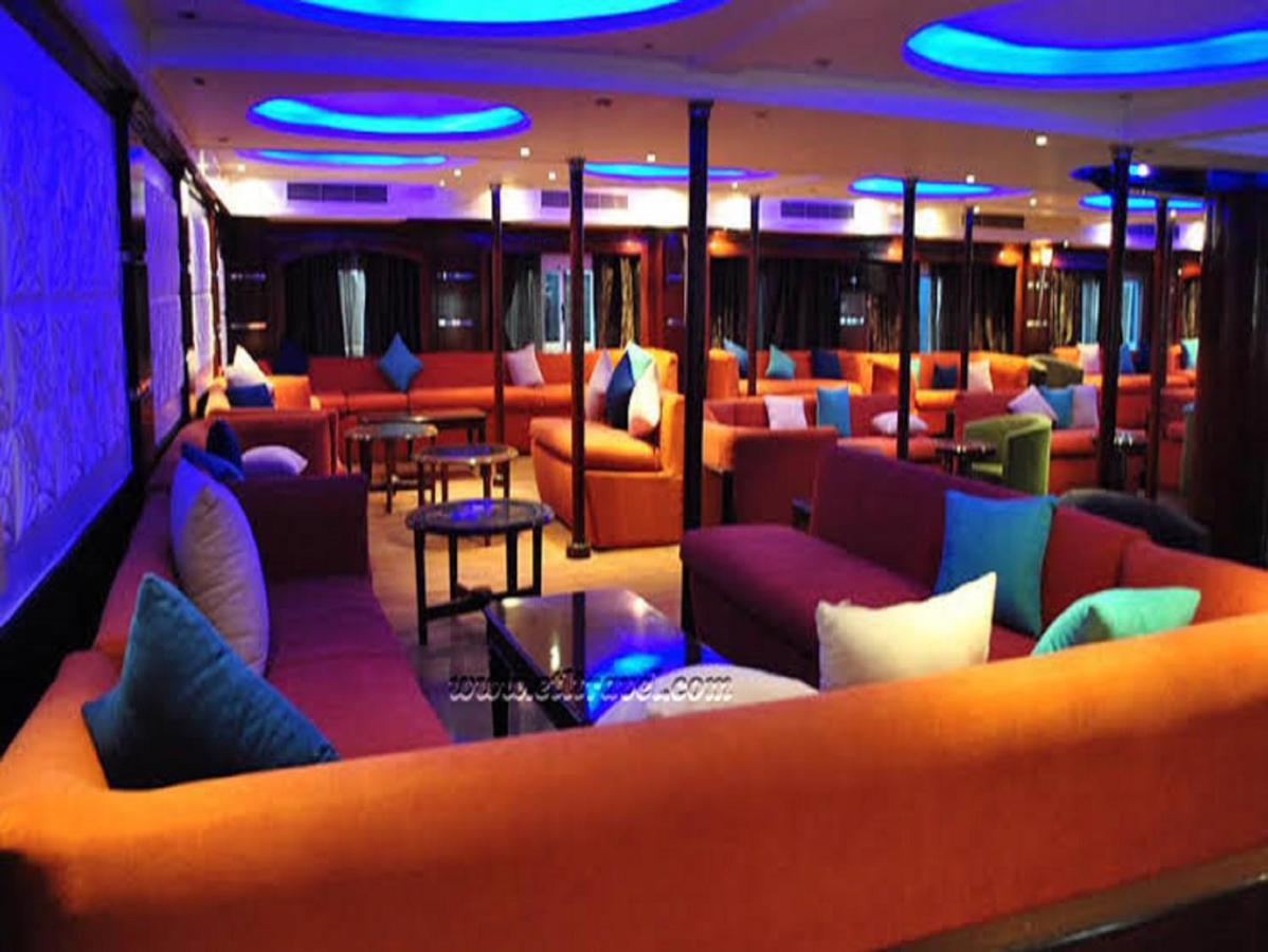 Luxor Luxury Nile Cruises - From Luxor 04 Nights - From Aswan 03 Nights Hotel ภายนอก รูปภาพ